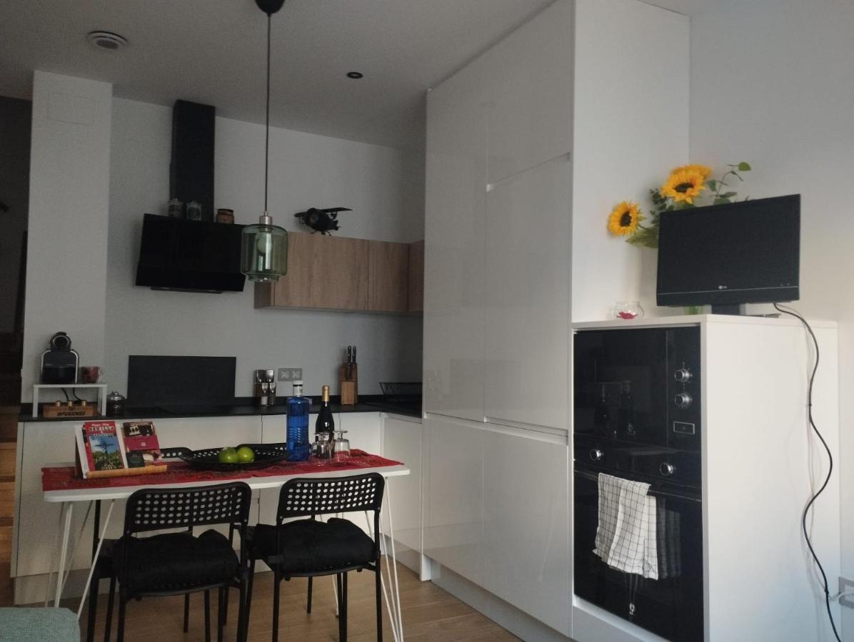 Atico Aire De Triana Apartment Sevilla Bagian luar foto